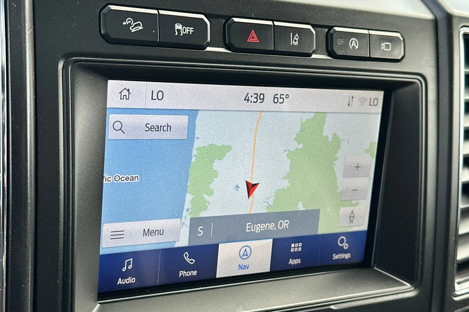 Used 2020 White Ford Limited image 23