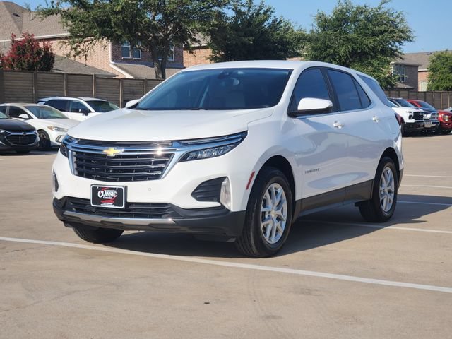 Used 2024 Summit White Chevrolet LT image 11
