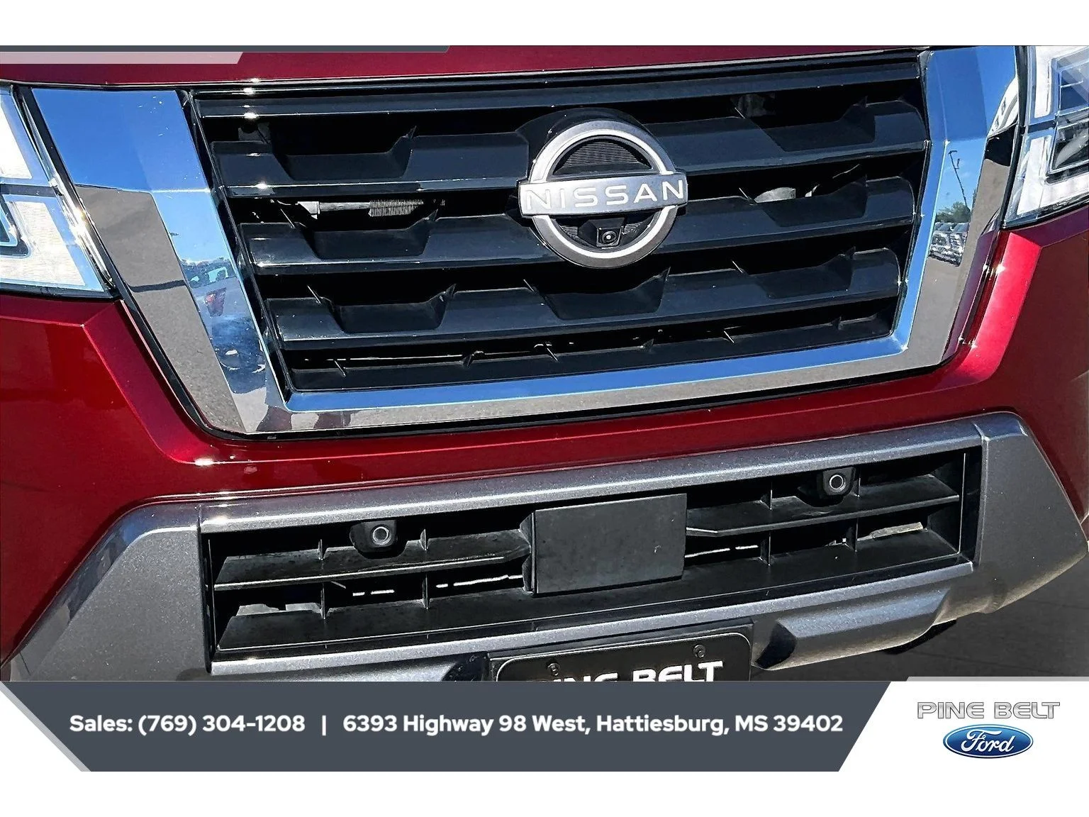 Used 2021 Coulis Red Pearl Nissan Platinum image 22