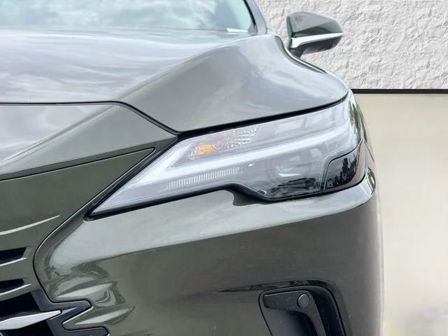 New 2026 Nori Green Pearl Lexus PREMIUM PLUS image 9