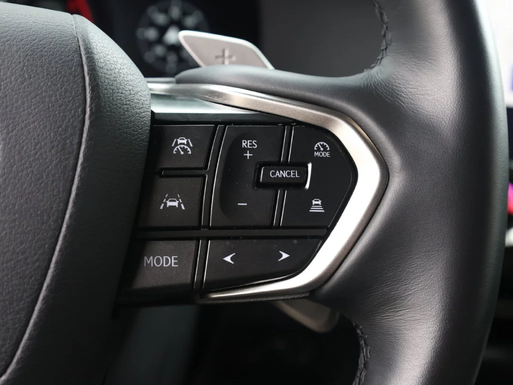 Used 2025 Silver Lexus 550 Overtrail+ image 40
