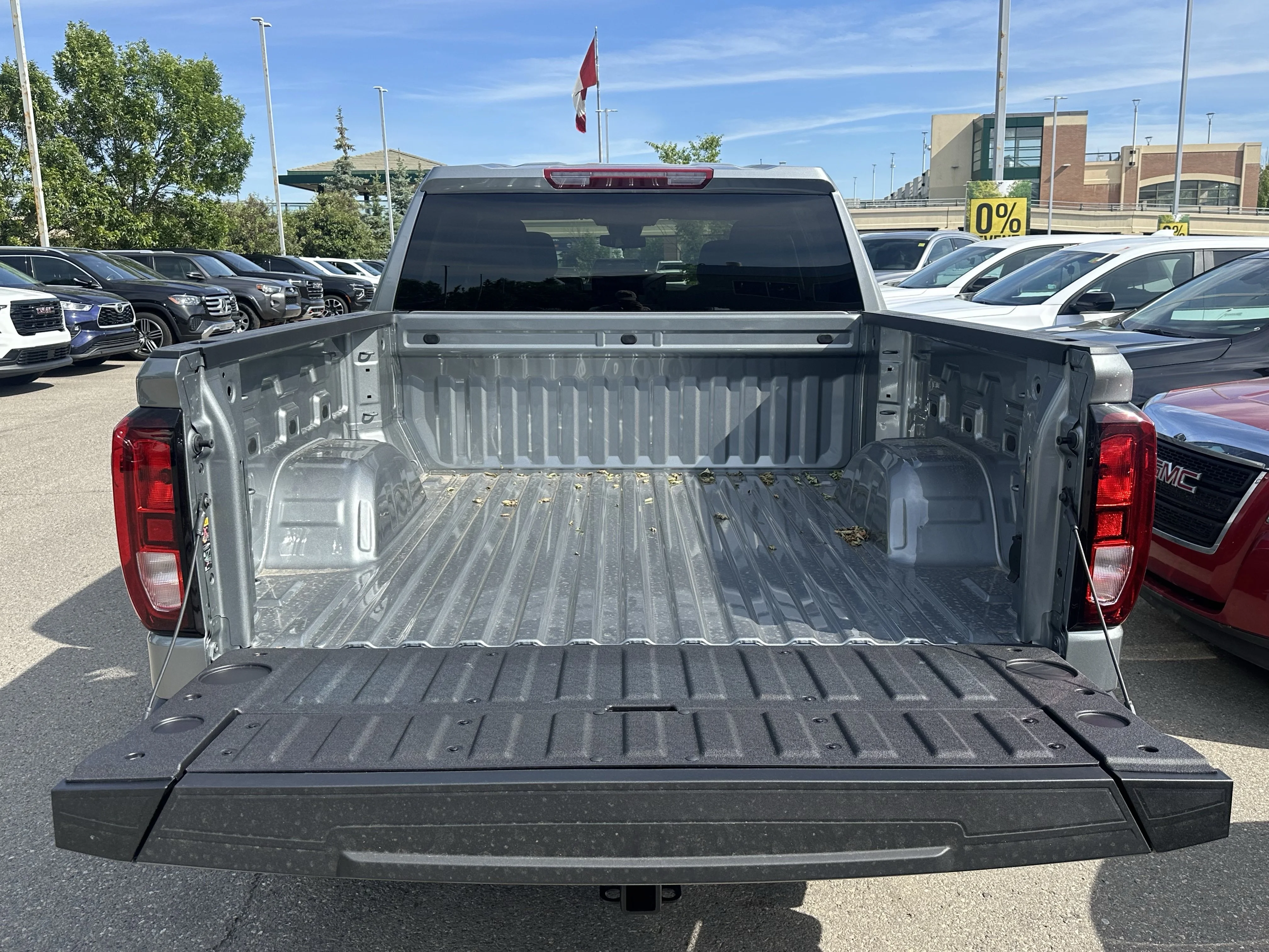 New 2026 Sterling Metallic GMC Elevation image 8