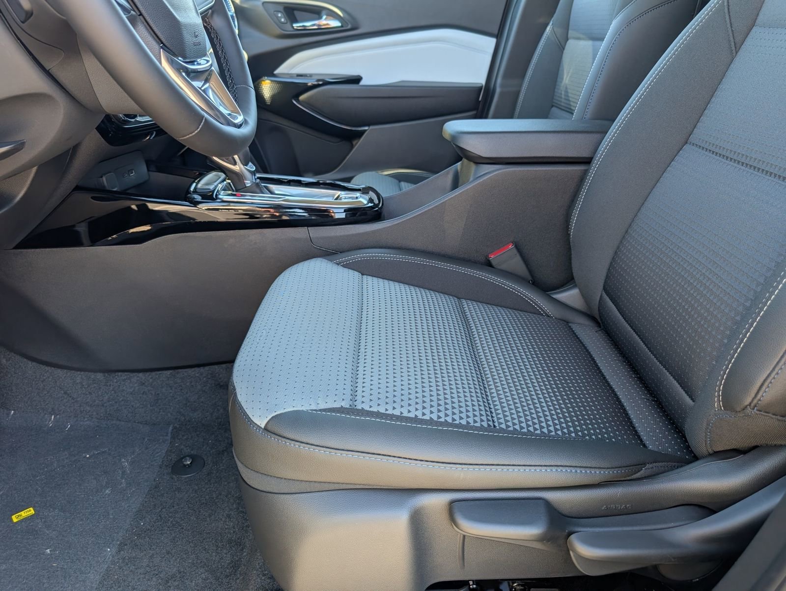 New 2026 Mosaic Black Metallic Chevrolet LT image 7