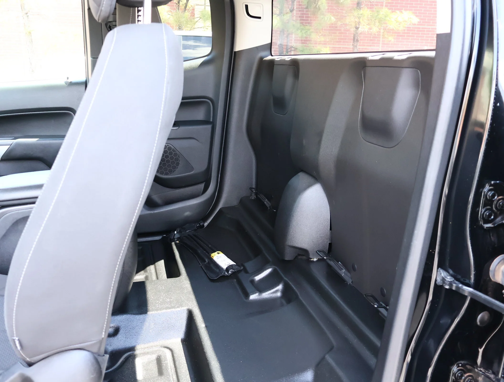 Used 2021 BLACK Chevrolet 2WD LT image 19