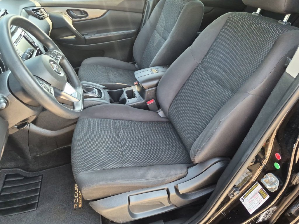 Used 2019 Black Nissan S image 17