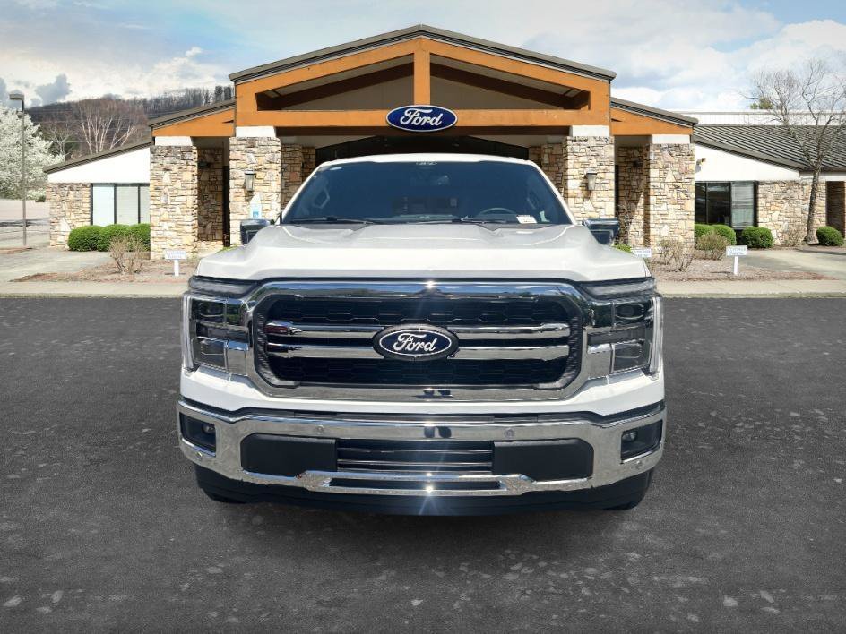 New 2026 Oxford White Ford Lariat® image 2