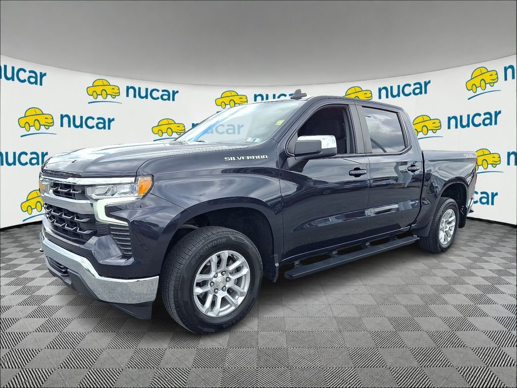 Used 2022 Gray Chevrolet LT image 3