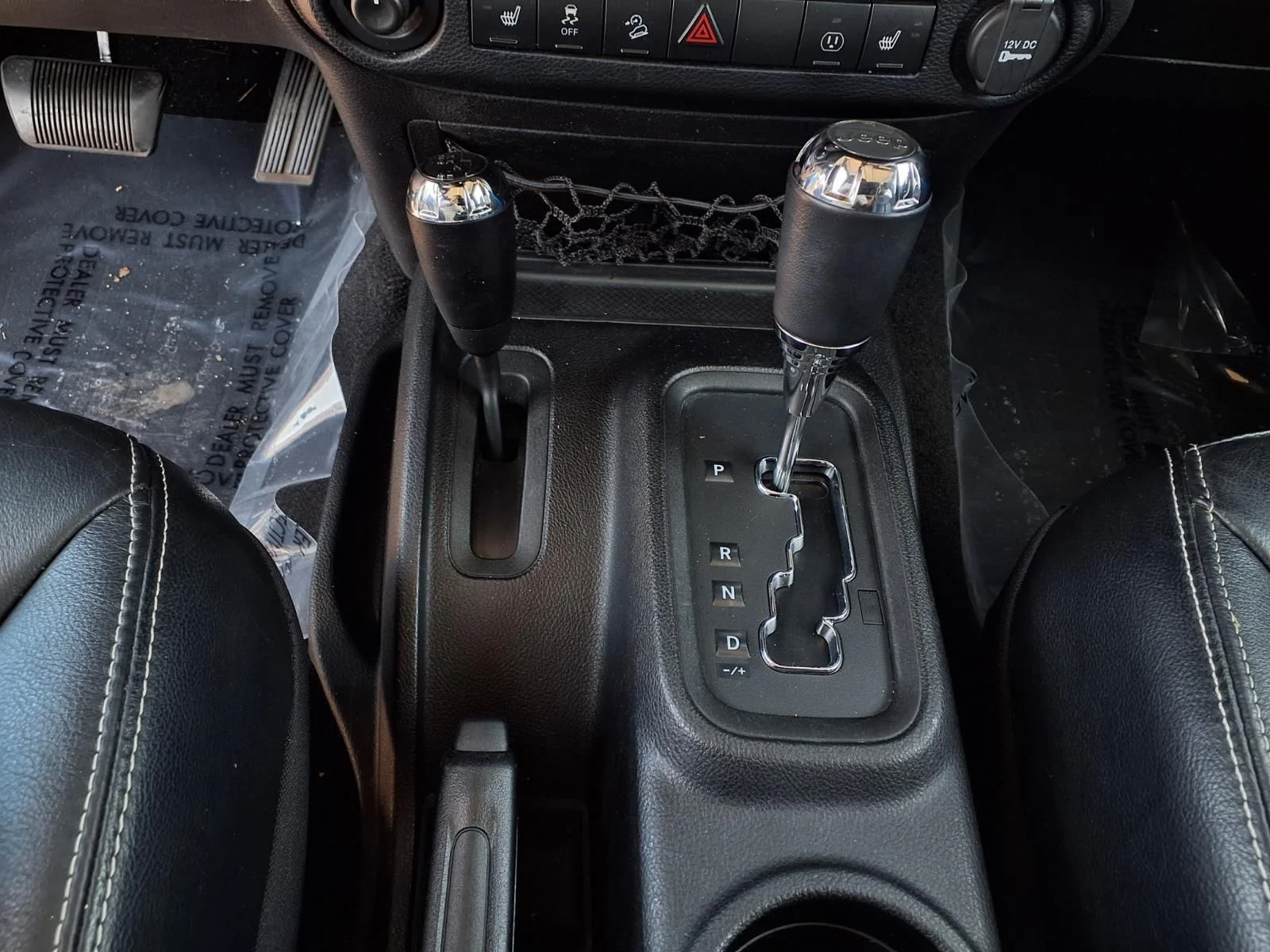 Used 2014 Blue Jeep Unlimited Sahara image 12