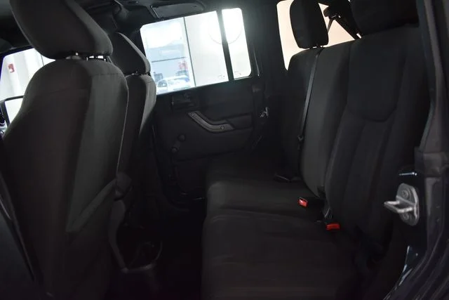2017 Jeep Wrangler Unlimited Sport - Photo 16