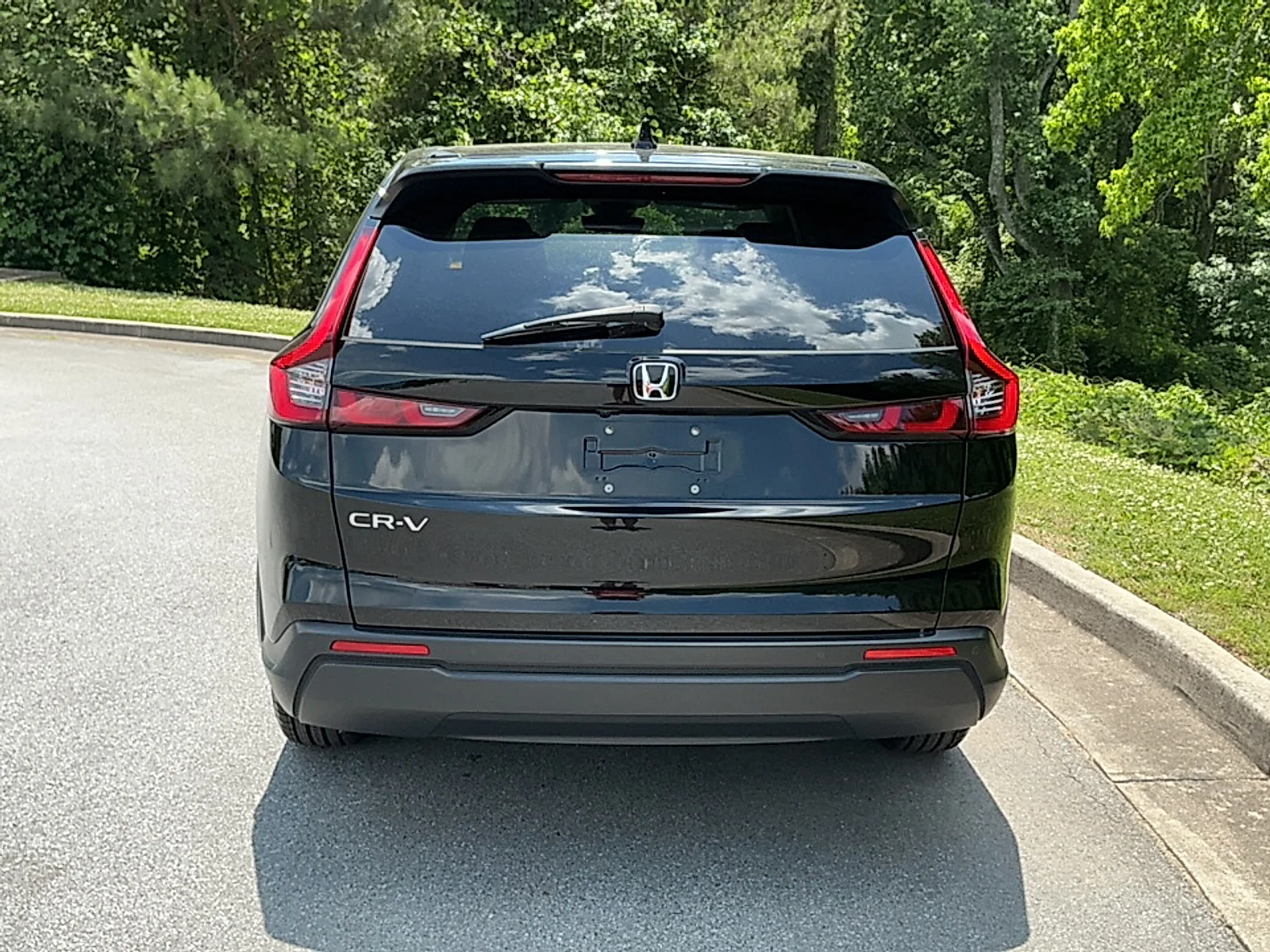 Used 2023 Black Honda EX-L image 16