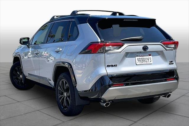 Certified Used 2024 SILVER SKY MET W/BLK Toyota  image 11