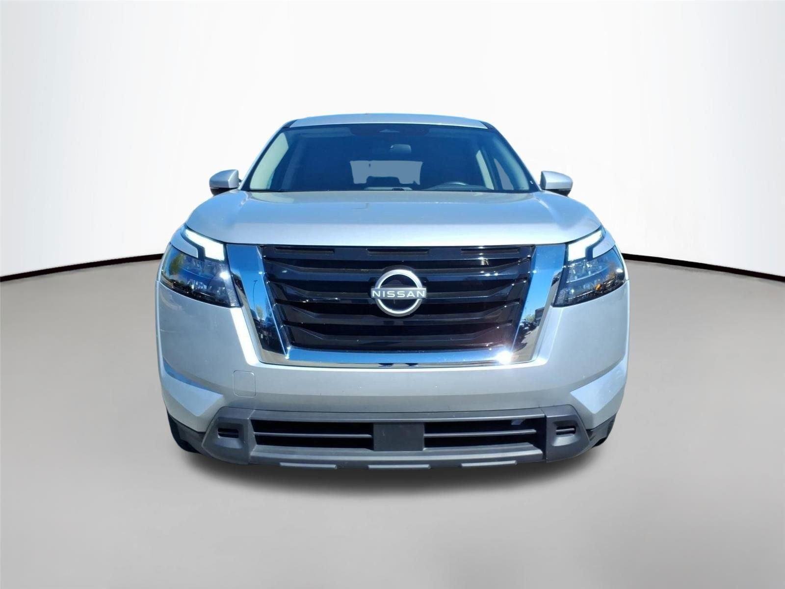 Used 2025 Brilliant Silver Metallic Nissan SV image 12
