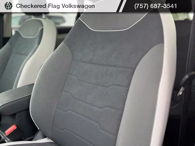 Used 2025 Monument Gray Volkswagen 1.5T SE image 21