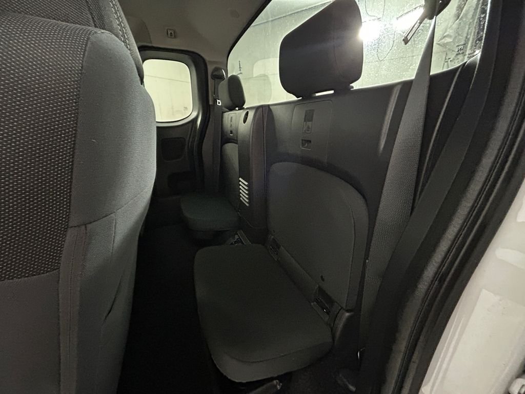 Used 2022 White Nissan SV image 19