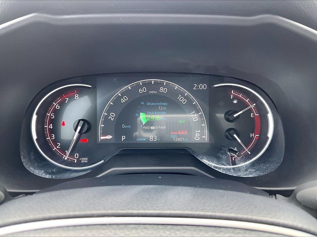 Used 2024 Silver Toyota XLE Premium image 25