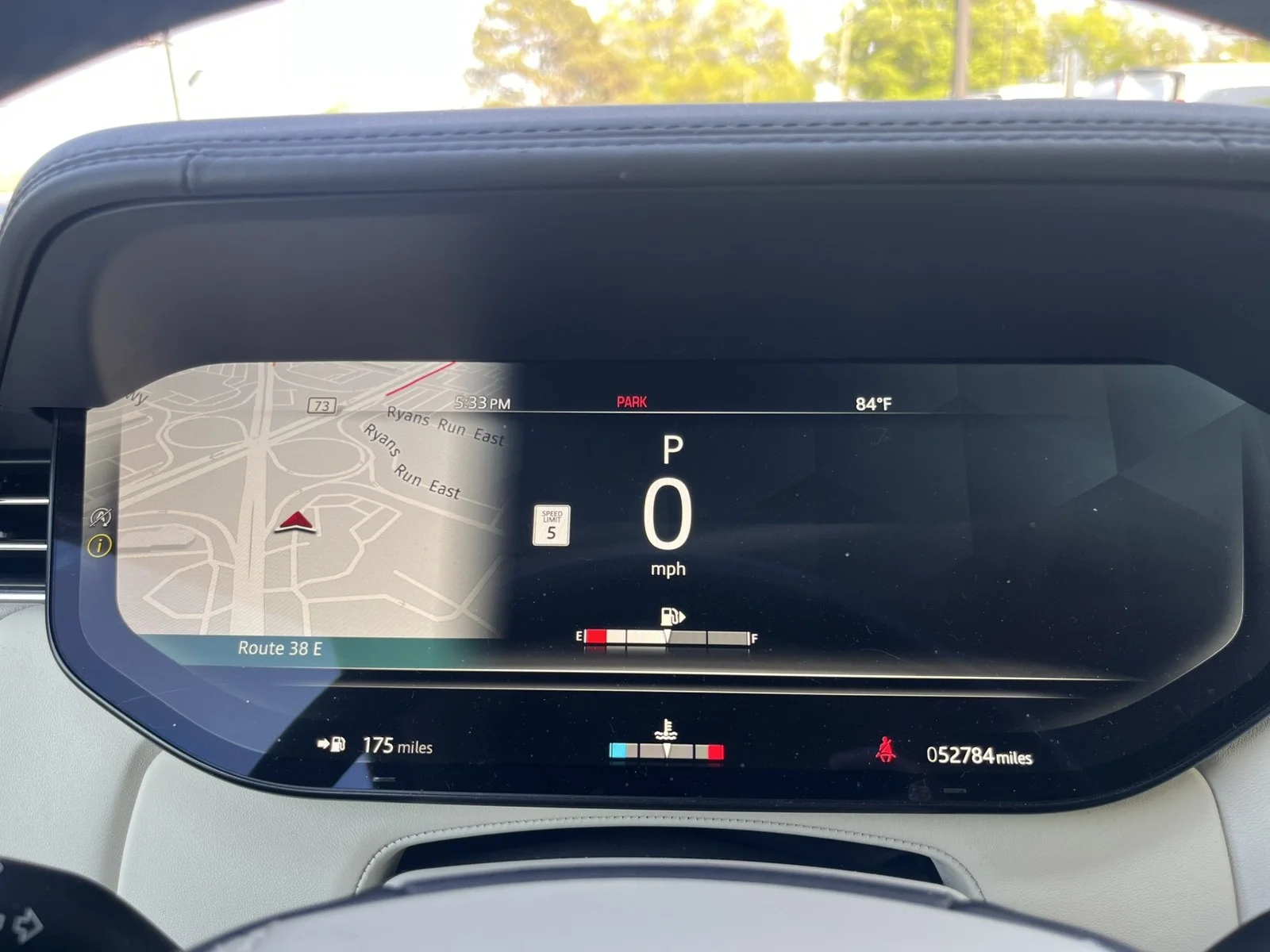 Used 2022 Fuji White Land Rover SE AWD image 30