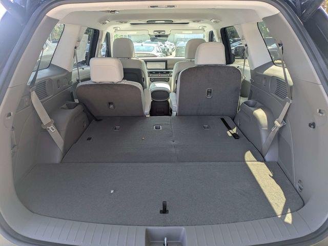 New 2026 Red Hyundai SEL Premium 7P image 12