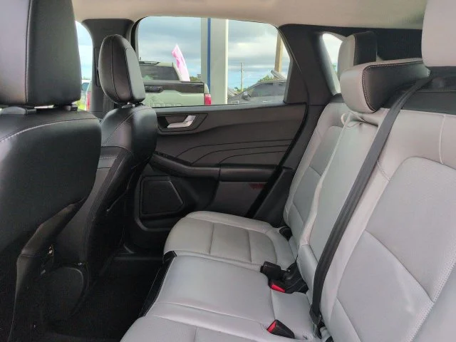 Certified Used 2023 Vapor Blue Ford Platinum image 15
