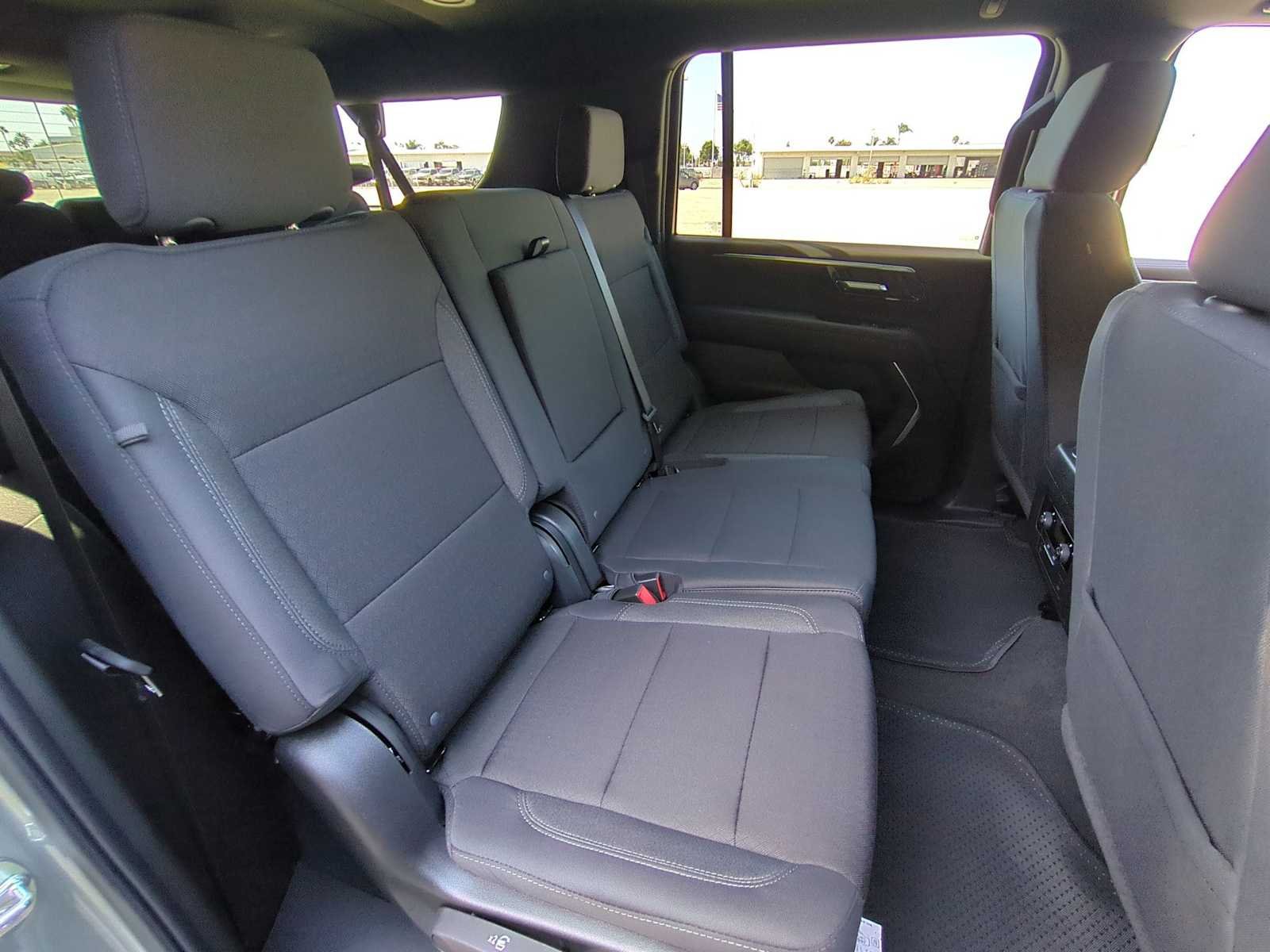 2026 Chevrolet Suburban LS - Photo 26