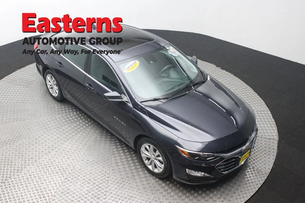 Used 2023 Gray Chevrolet LT image 3