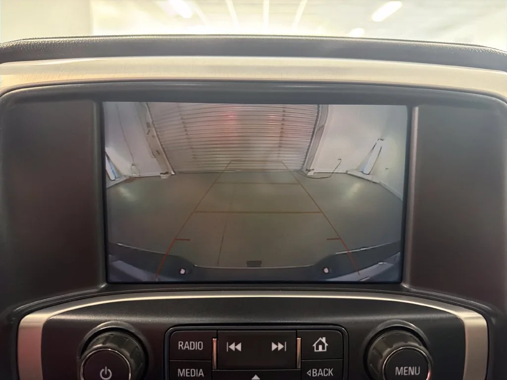 Used 2018 QUICKSILVER METALLIC GMC SLT image 21