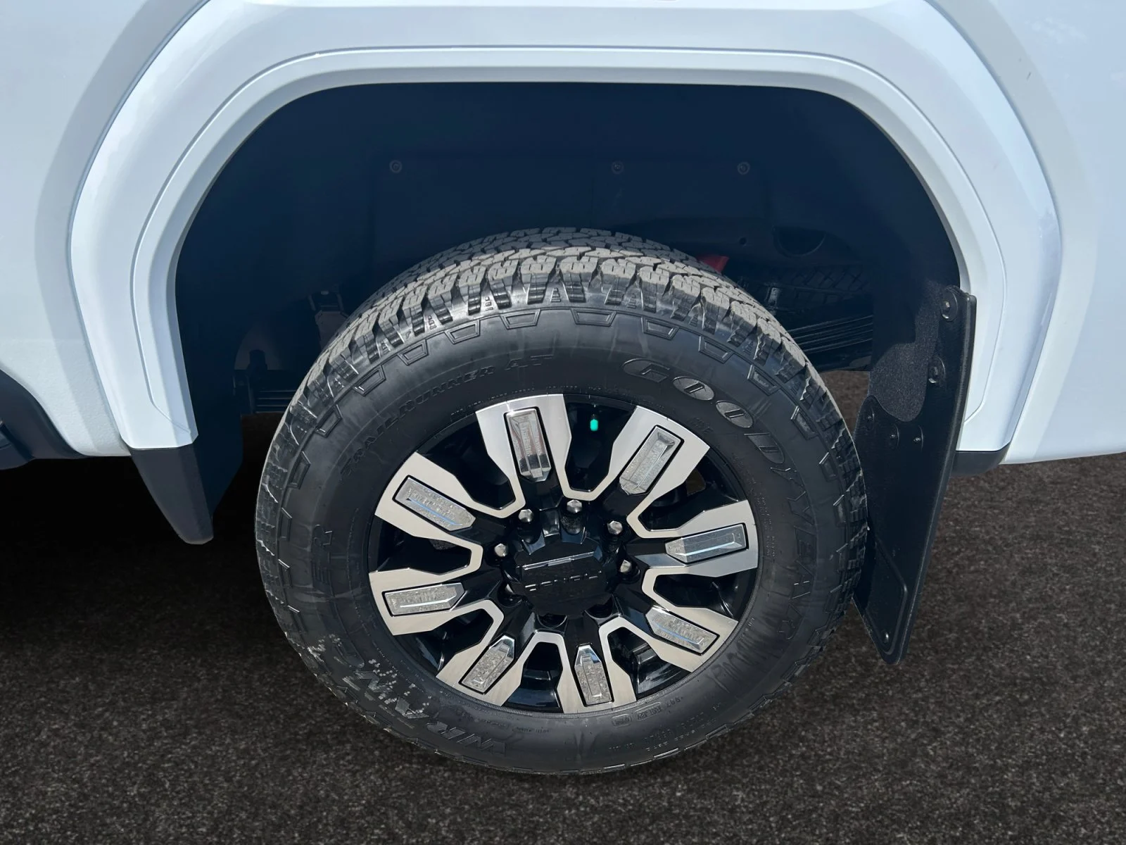 New 2026 Glacier White Tricoat GMC Denali image 9