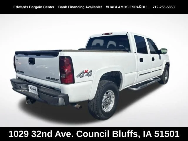 Used 2004 White Chevrolet LS image 7