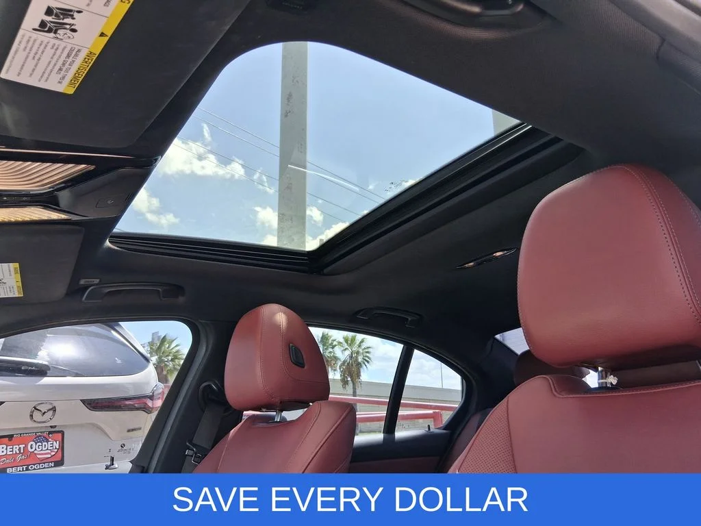 Used 2024 White BMW 330i image 10