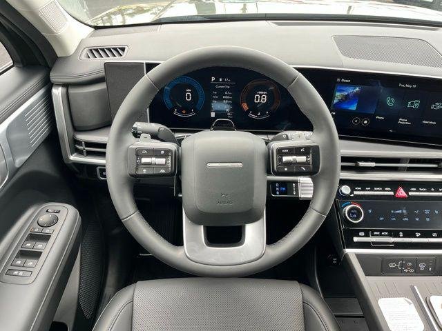 New 2026 Green Hyundai SEL FWD image 8