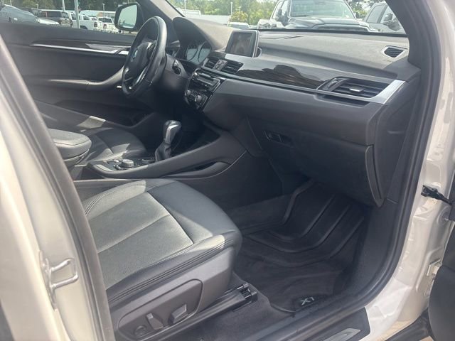 Used 2018 Alpine White BMW xDrive28i image 9
