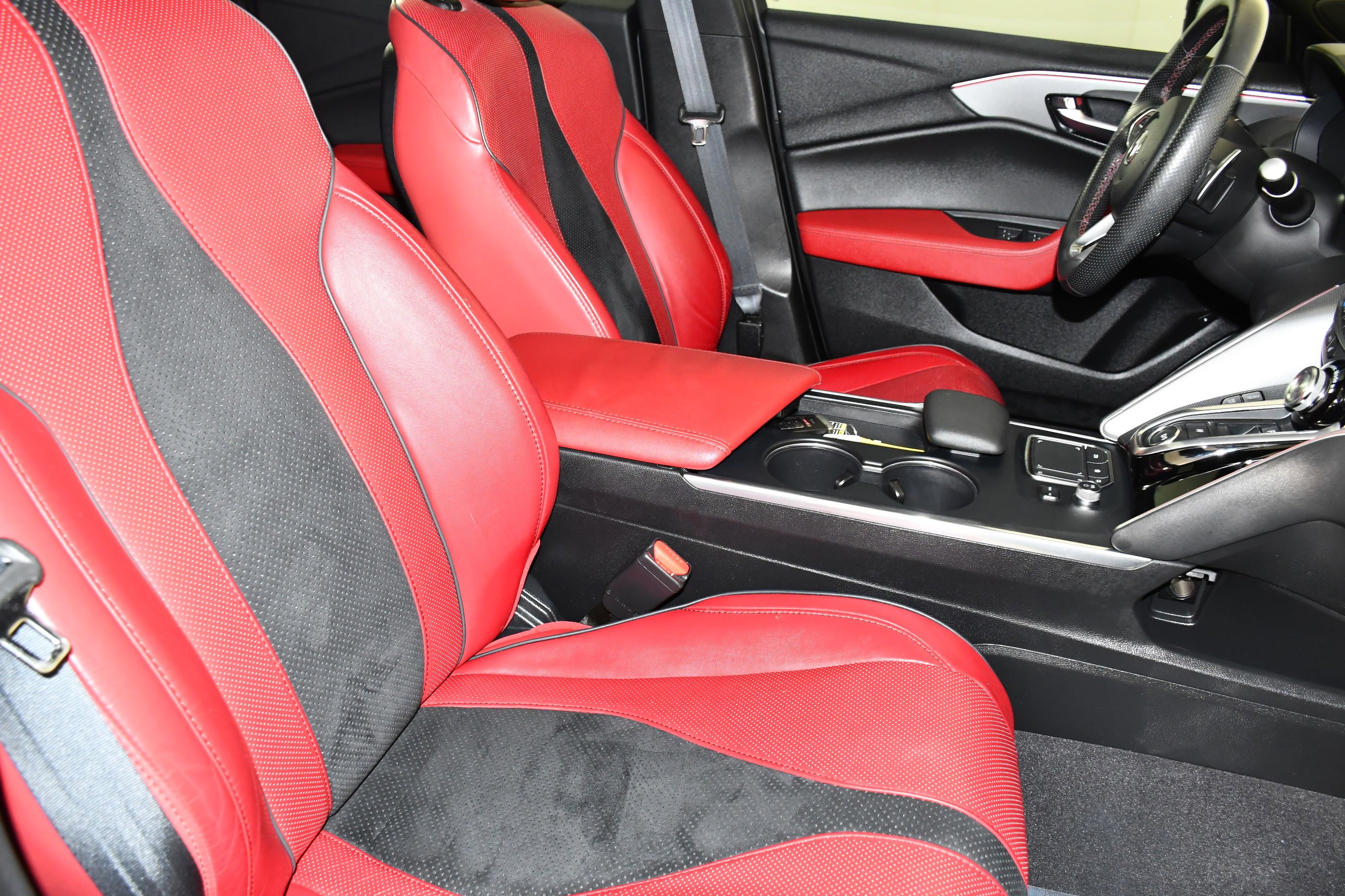 Used 2023 Majestic Black Pearl Acura w/A-Spec Package image 42