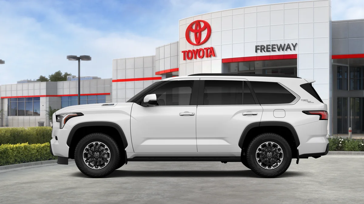 New 2026 Ice Cap Toyota SR5 image 4