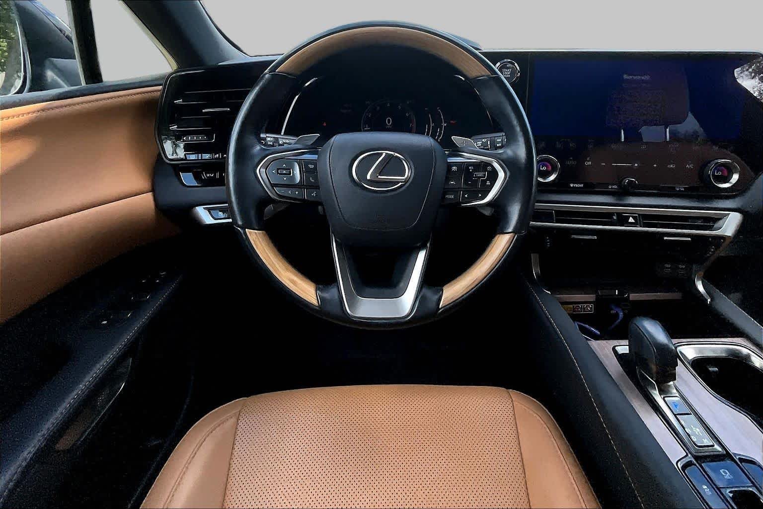 Used 2024 Nightfall Mica Lexus Premium image 6