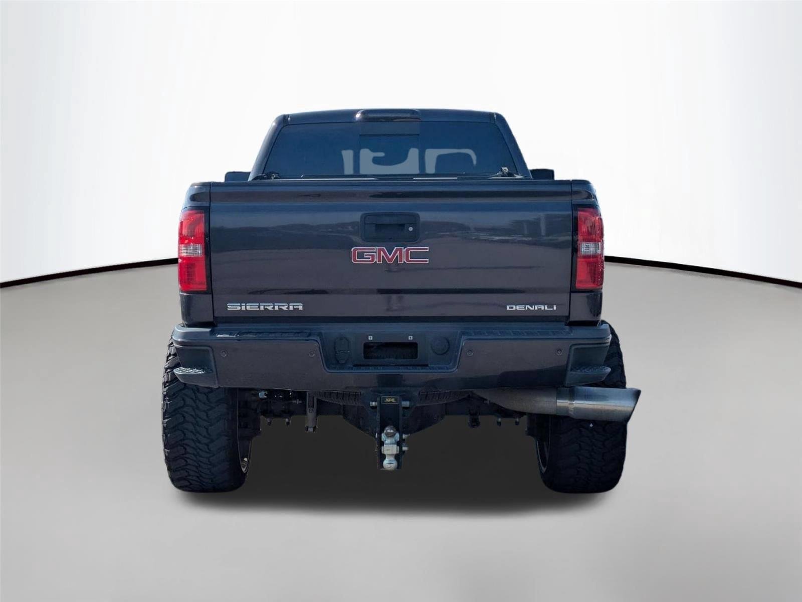 Used 2016 Iridium Metallic GMC Denali image 6
