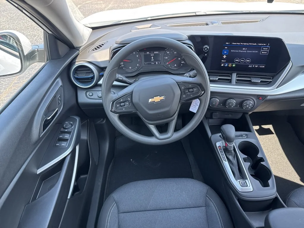 2026 Chevrolet Trax LS - Photo 24