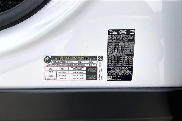 New 2026 White Land Rover SE image 8