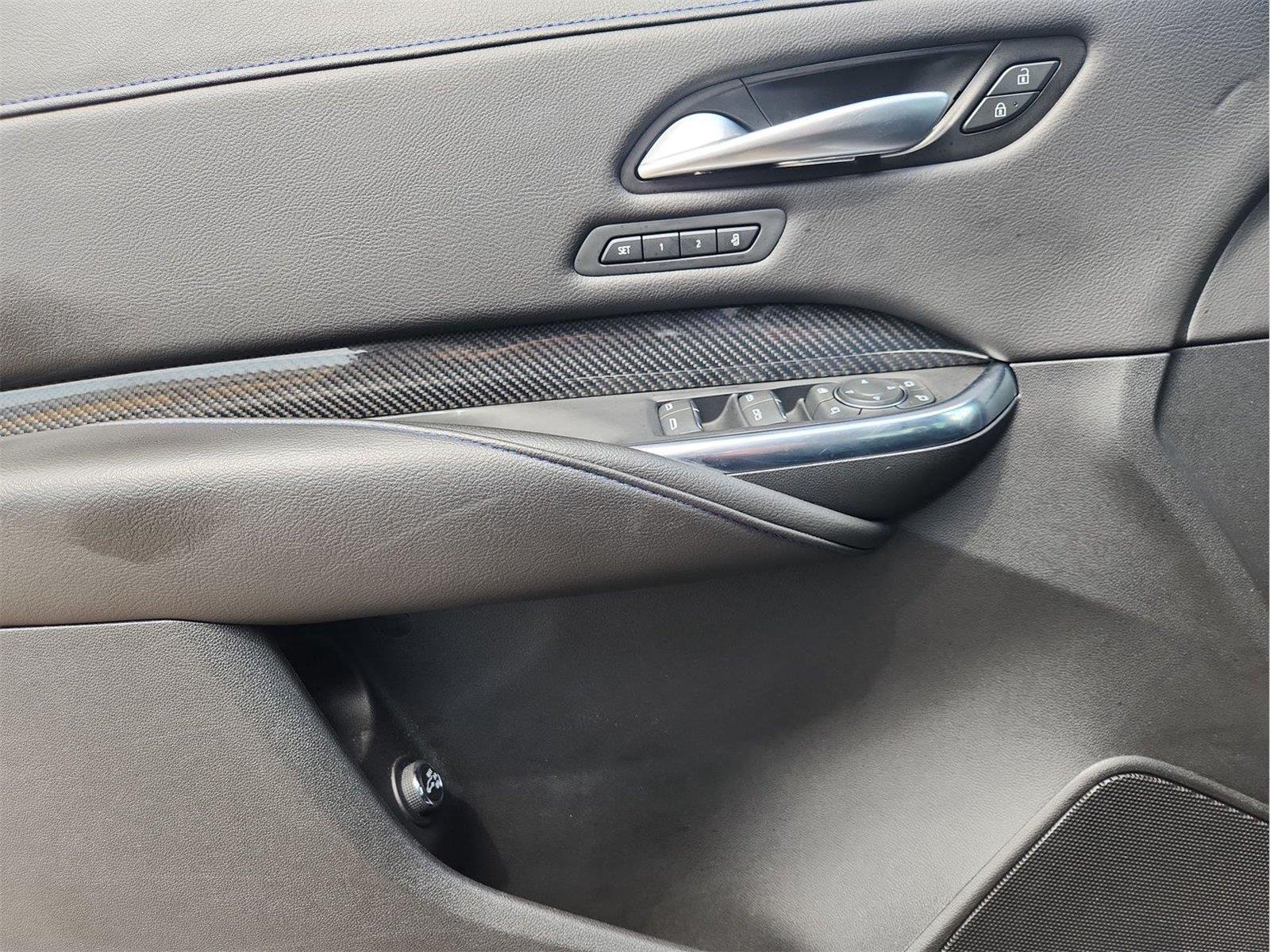 2024 Cadillac XT4 Sport - Photo 23