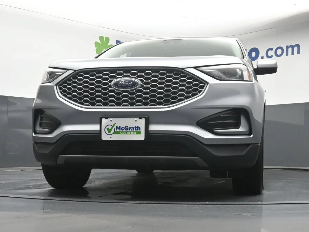 Certified Used 2024 Silver Ford SEL image 7
