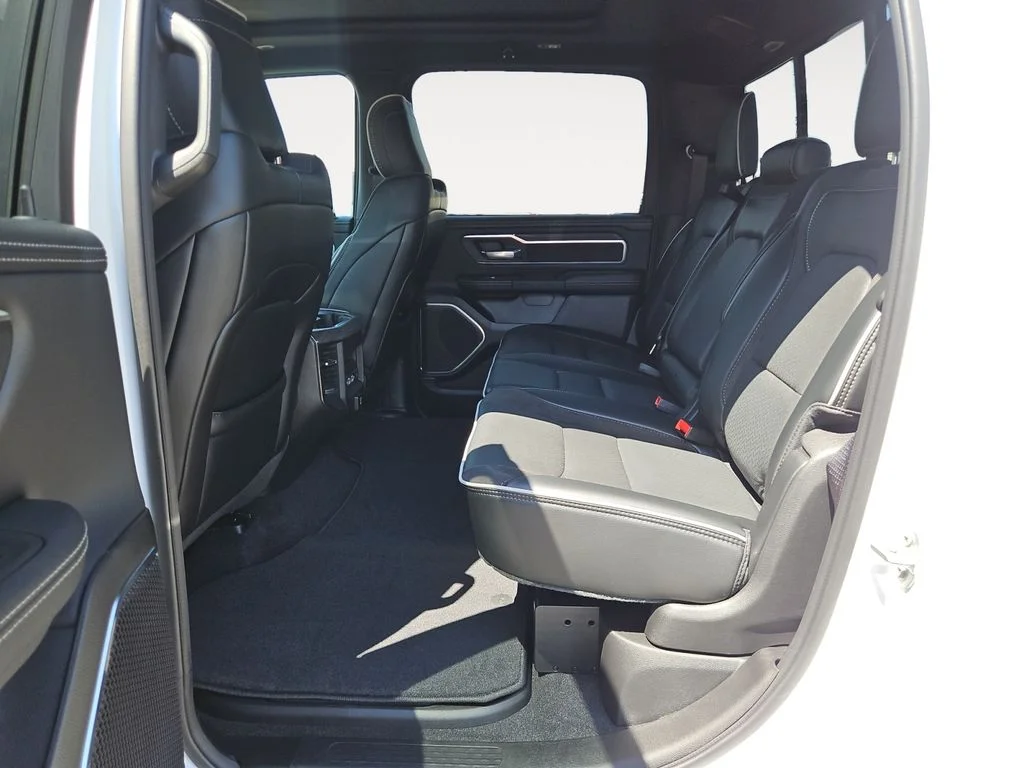 2026 RAM 1500 Laramie - Photo 11