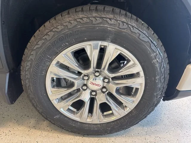 2026 GMC Sierra 1500 Denali - Photo 10