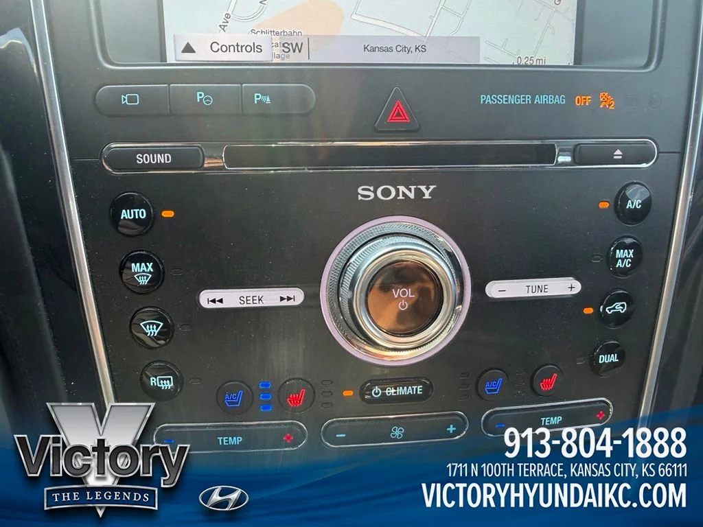 Used 2018 Black Ford Platinum image 30