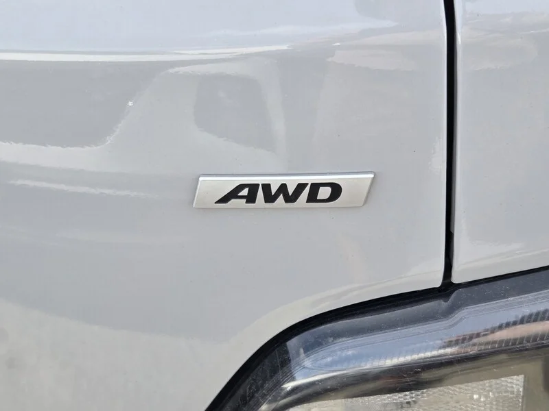 Used 2023 Silver HYUNDAI SE Auto AWD image 8