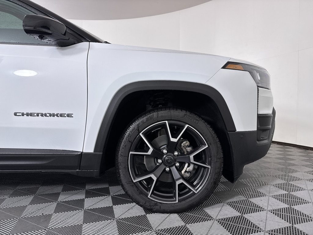 New 2026 Bright White Clear-Coat Exterior Paint Jeep Overland image 23