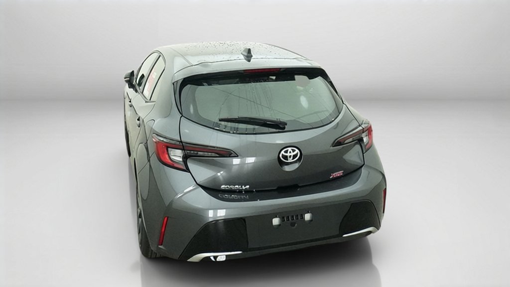 New 2027 Magnetic Gray Metallic Toyota XSE image 13