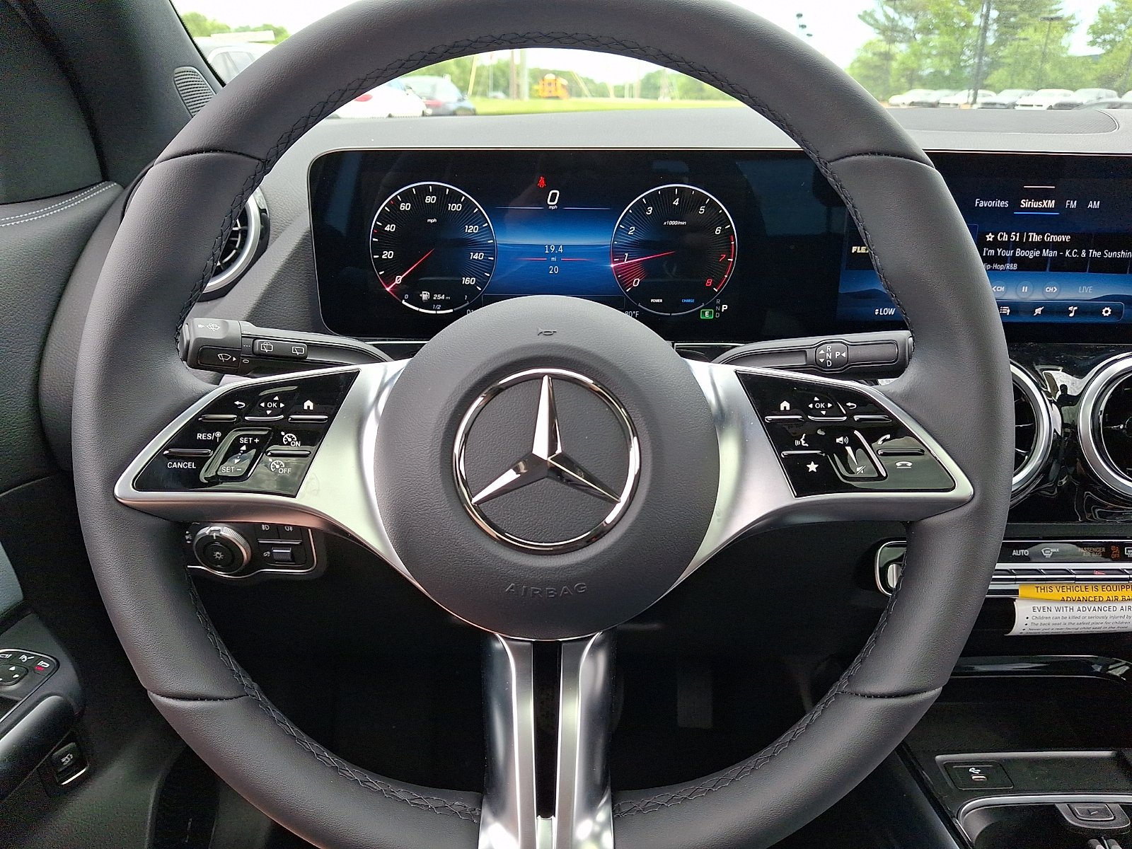 New 2026 Polar White Mercedes-Benz GLA 250 image 17