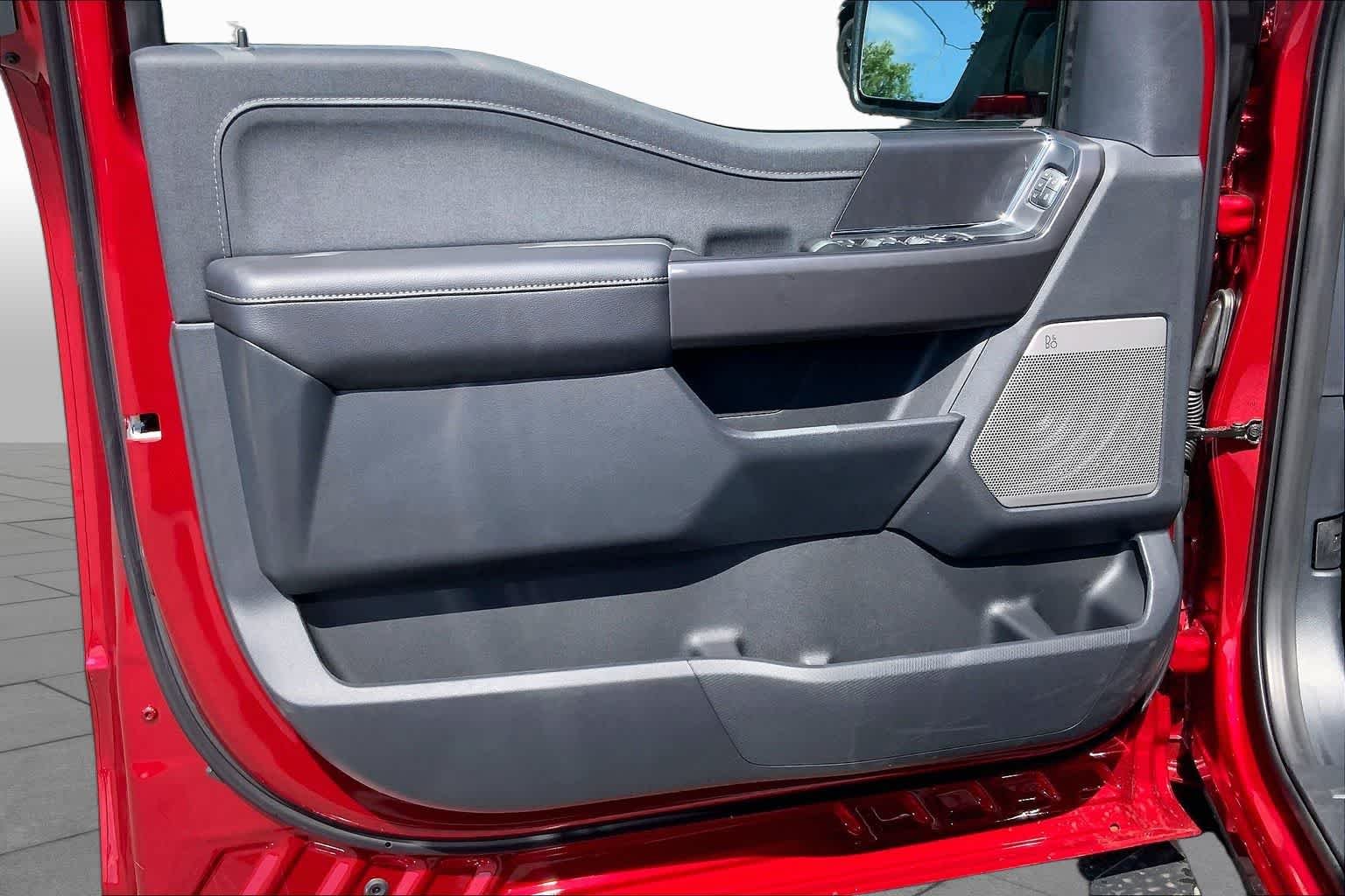 New 2026 Ruby Red Metallic Tinted Clearcoat Ford Lariat® image 11