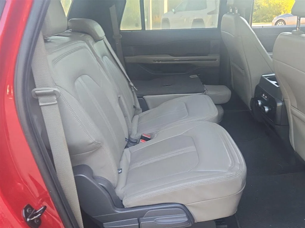 Used 2021 Rapid Red Metallic Tinted Clearcoat Ford Limited image 17