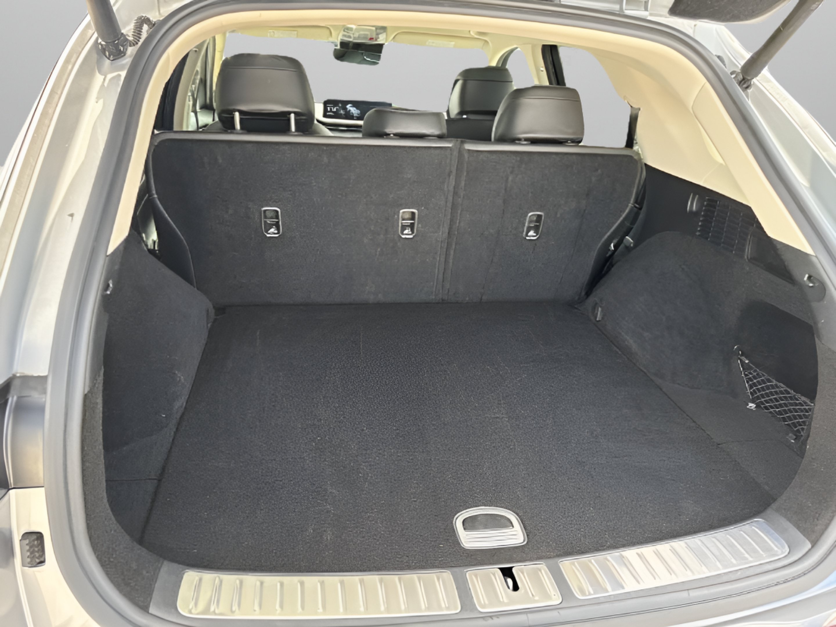 Used 2025 Savile Silver Genesis 2.5T image 9