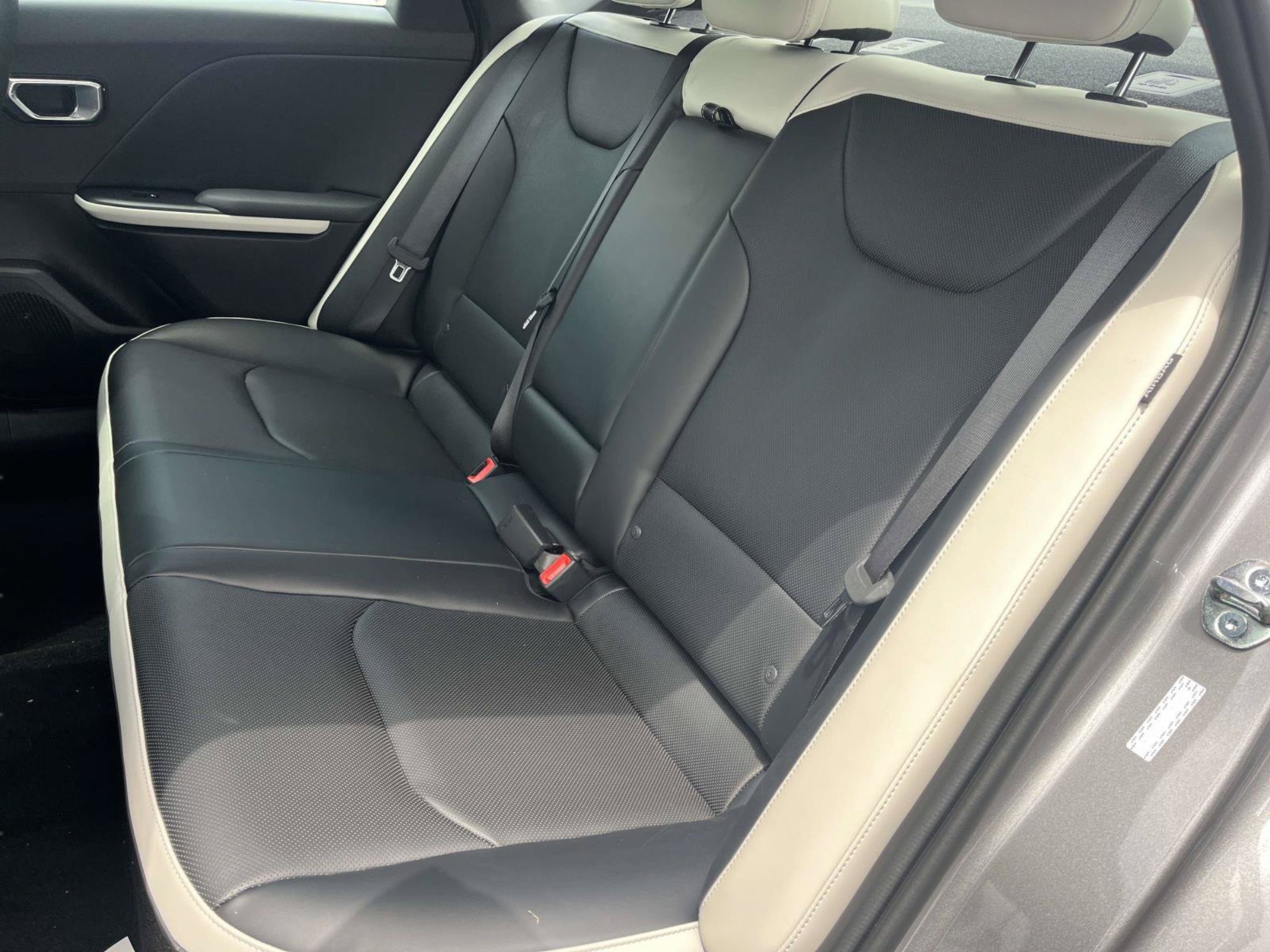 New 2026 Steel Gray Kia GT-Line image 20