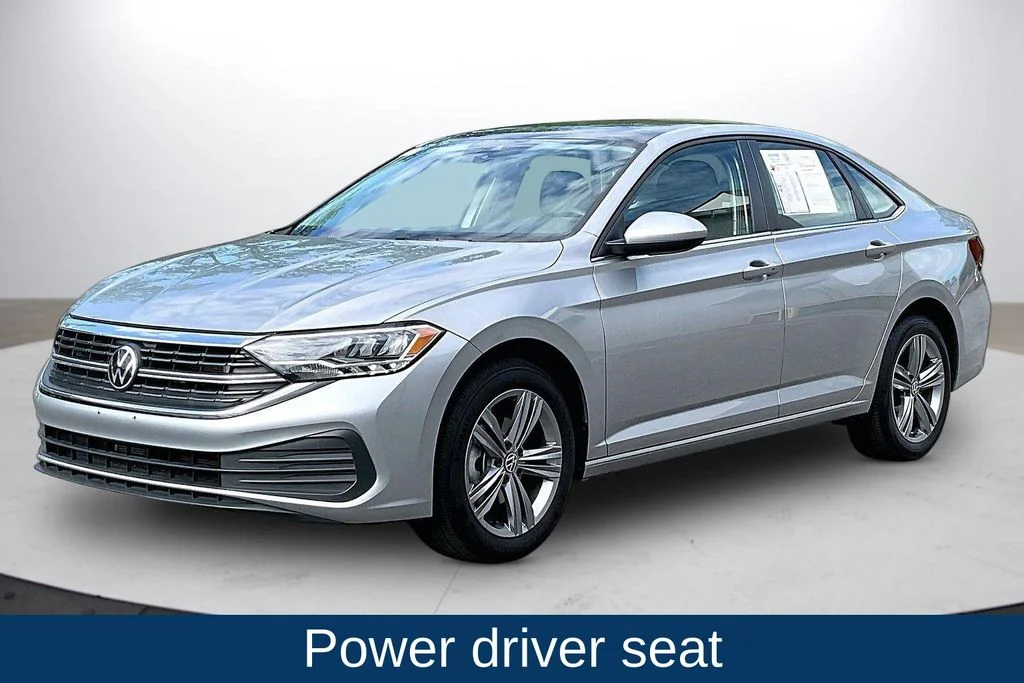 Used 2024  Volkswagen 1.5T SE image 4